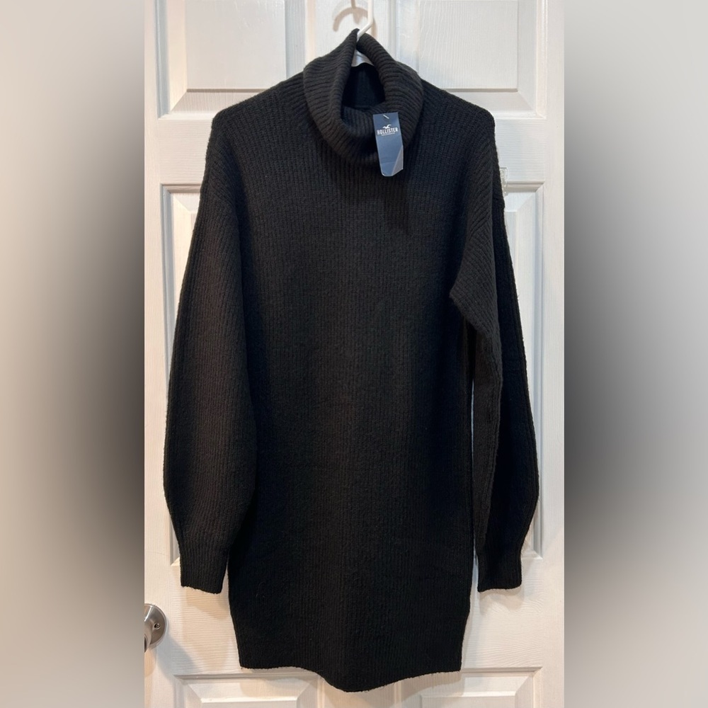 NWT Hollister Turtleneck Sweater Dress Size XS Oversized Festive Holiday Party